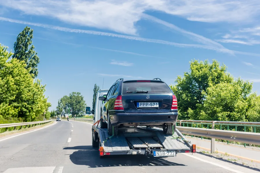 Long Distance Car Towing